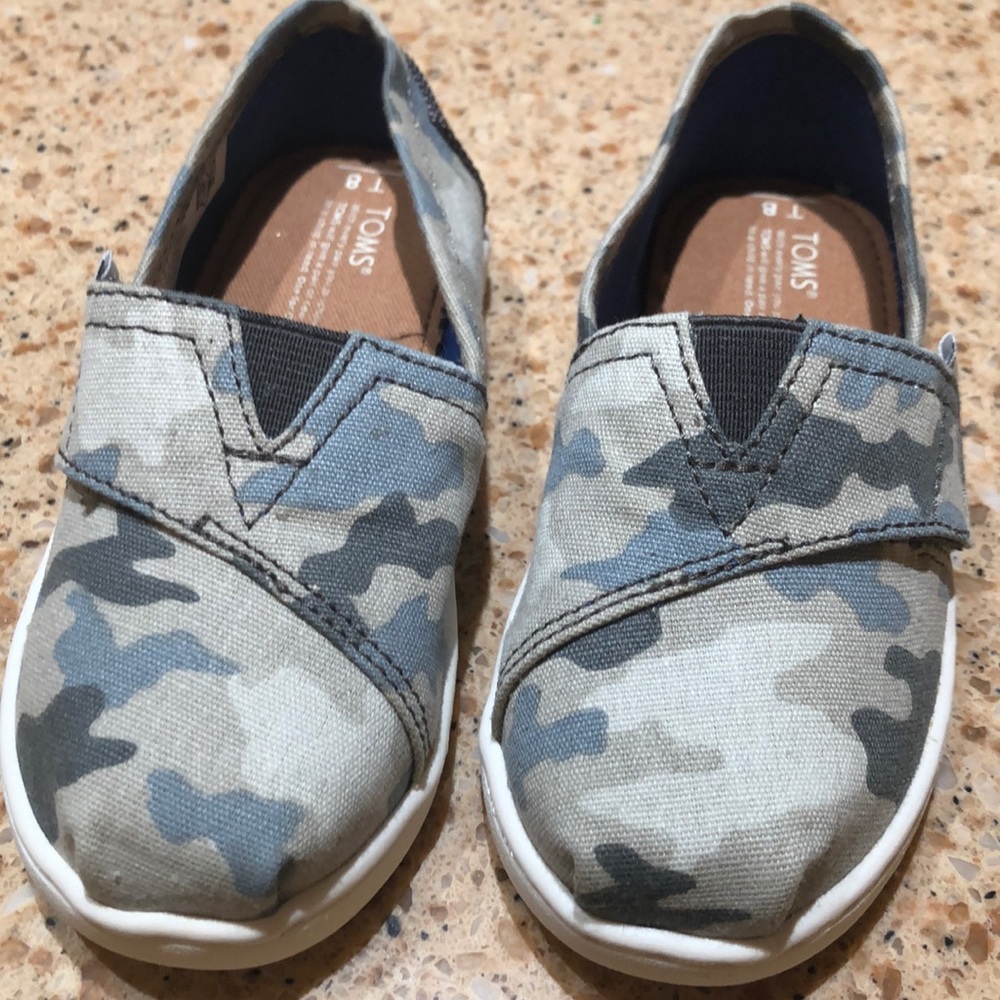 Kids Toms Shoes